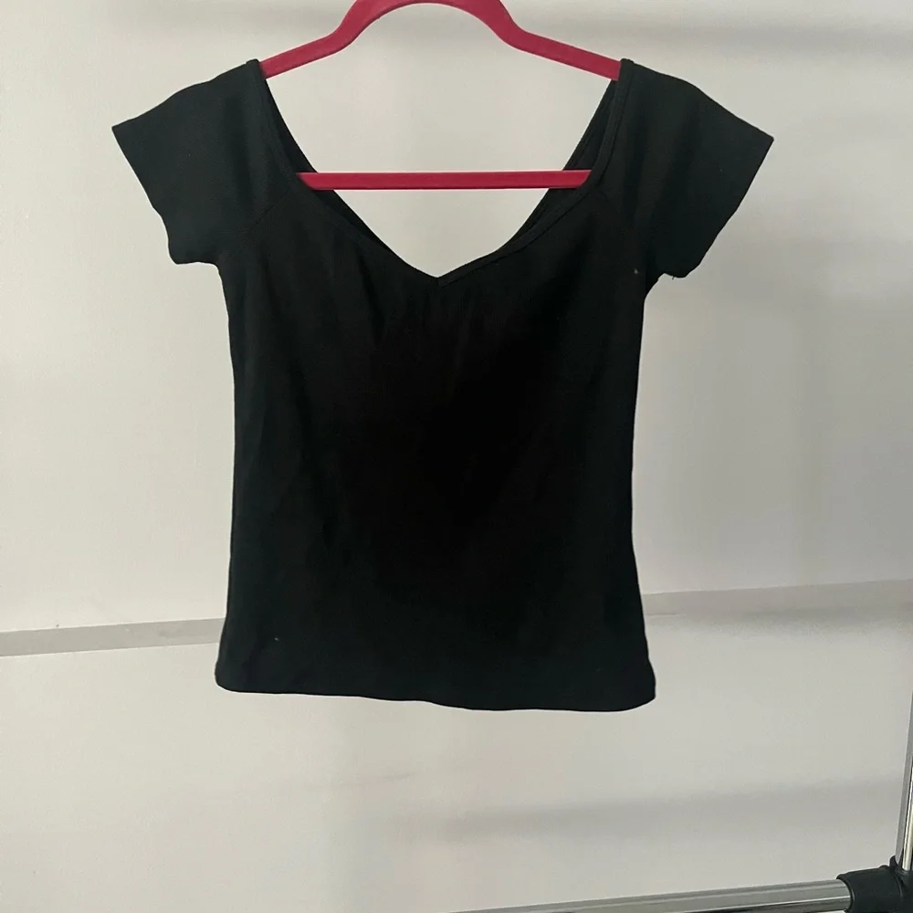 A&F top - Picture 2 of 2